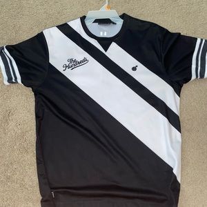 THE HUNDREDS T SHIRT